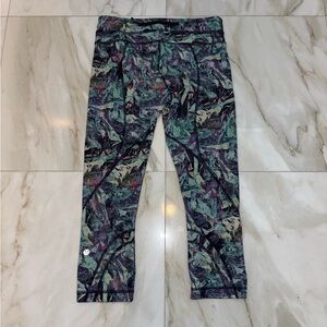 Lululemon run inspire II crop 20” Abstract Print Leggings